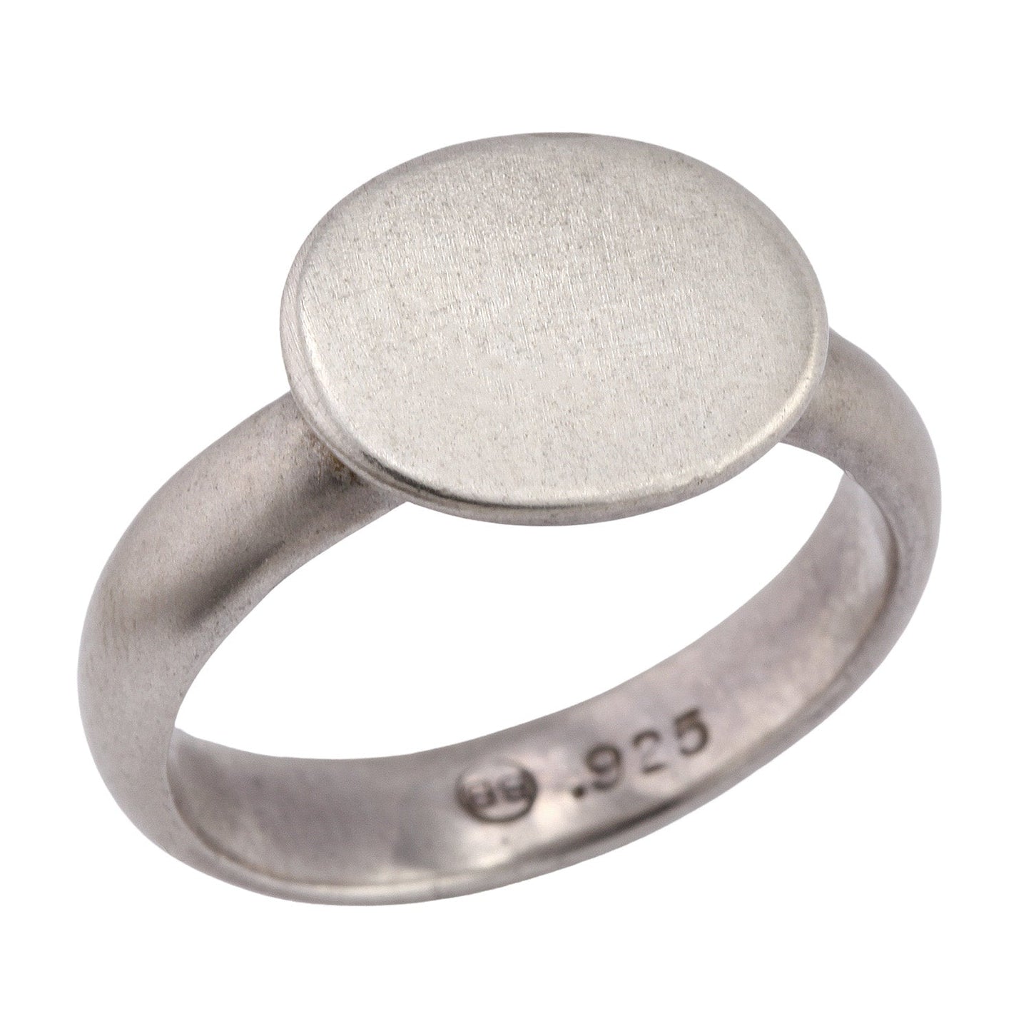 Horizontal Oval Signet